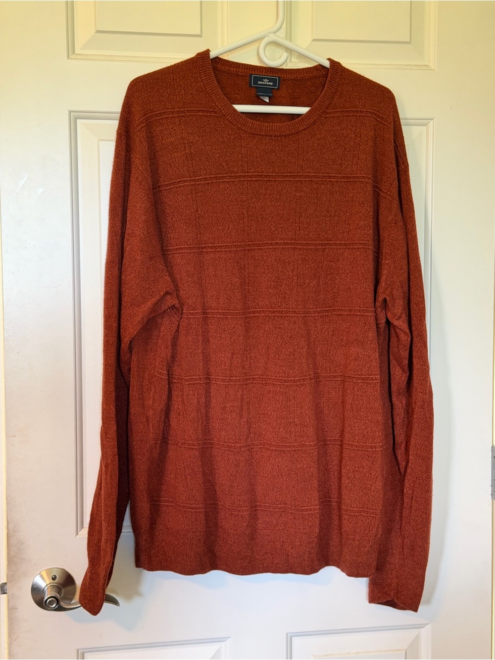 Dockers Men's Crewneck Sweater - Rust